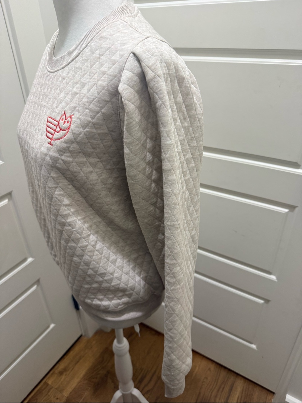Marine Layer. Corbet Quilted Puff Sleeve Crewneck. Heather Oatmeal. Size medium. - Picture 11 of 13